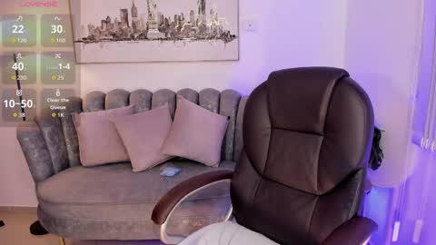 issi_loren online show from 05-19-26, 12:22