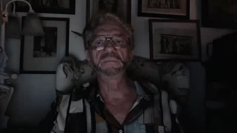 ImYourBitch online show from 03-27-26, 05:46