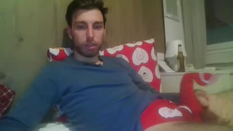 italian_boy_22 online show from 01-13-25, 09:09