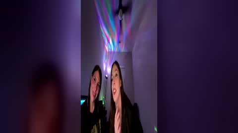 Snapshot of italiana25 chatting on 06-21-26, 04:59 Bella Bloom online show from 06-21-26, 04:59
