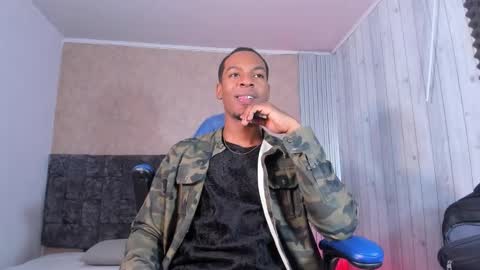 Snapshot of itanxfor chatting on 01-14-26, 01:39 itanxfor online show from 01-14-26, 01:39