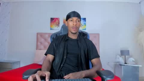 Snapshot of itanxfor chatting on 02-24-26, 12:36 itanxfor online show from 02-24-26, 12:36