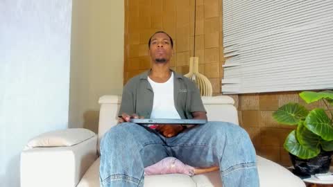 Snapshot of itanxfor chatting on 02-27-26, 12:27 itanxfor online show from 02-27-26, 12:27