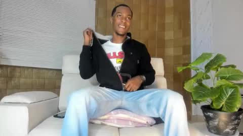 Snapshot of itanxfor chatting on 03-01-26, 12:29 itanxfor online show from 03-01-26, 12:29