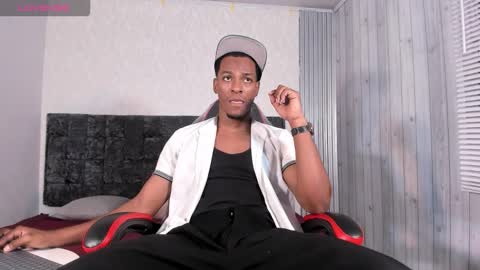 Snapshot of itanxfor chatting on 03-12-26, 01:39 itanxfor online show from 03-12-26, 01:39