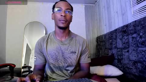 Snapshot of itanxfor chatting on 03-29-26, 01:33 itanxfor online show from 03-29-26, 01:33