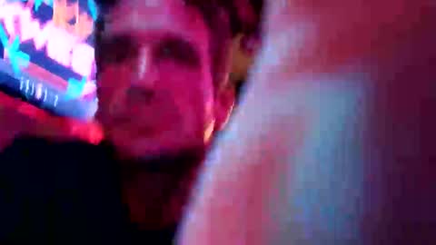 Snapshot of itchey506193 chatting on 10-20-25, 03:40 itchey506193 online show from 10-20-25, 03:40