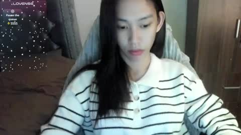 Cora online show from 02-09-25, 01:03