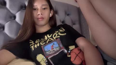 Cora online show from 10-19-25, 03:01