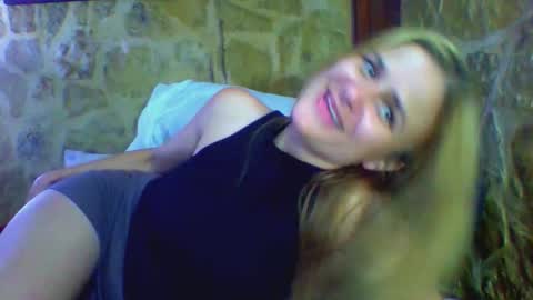 itsmekrissy online show from 03-26-26, 01:55