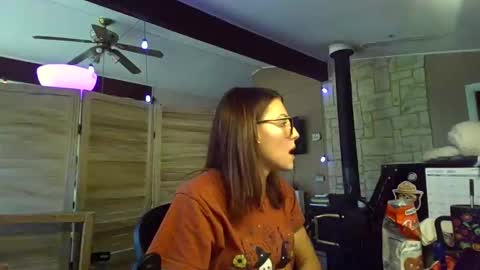 ItsMeSophie X online show from 10-30-25, 05:24