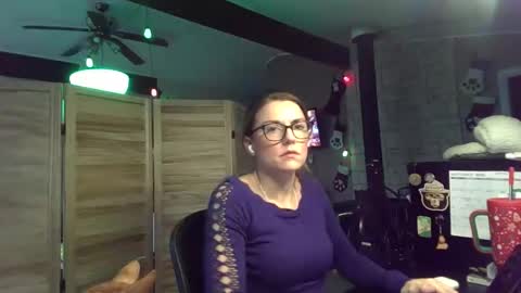 ItsMeSophie X online show from 11-20-25, 05:34