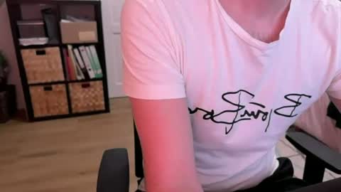 itsthat online show from 06-18-26, 04:24