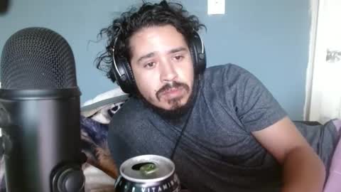 Snapshot of itstunechi chatting on 09-14-25, 12:43 itstunechi online show from 09-14-25, 12:43