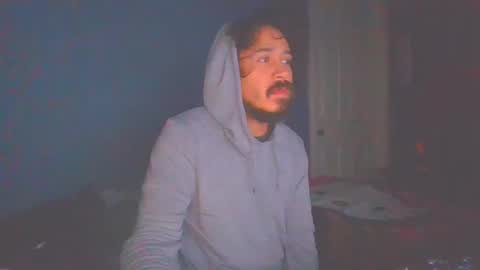 Snapshot of itstunechi chatting on 10-17-25, 10:07 itstunechi online show from 10-17-25, 10:07