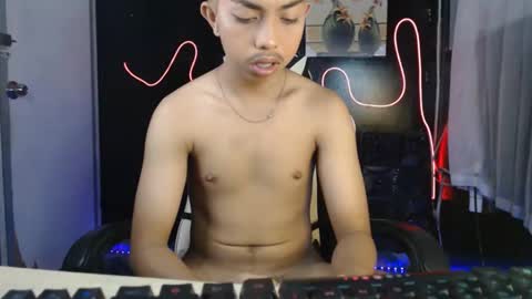 Kyle online show from 04-20-26, 07:48