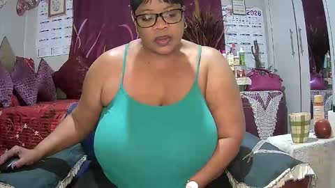 itumeleng74 online show from 05-19-26, 06:03