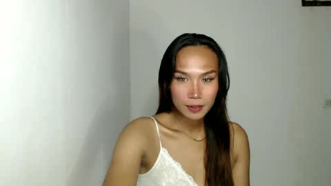 itz_me_crystal online show from 07-06-26, 04:09