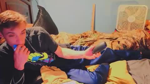 itzd123 online show from 04-02-26, 08:56