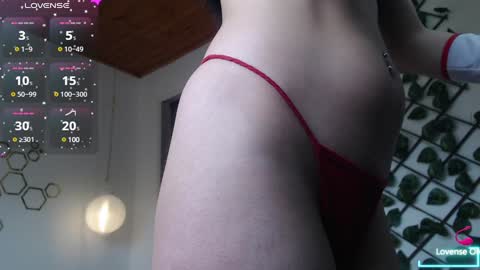 Snapshot of ivana_rose chatting on 01-24-25, 09:15 Adris online show from 01-24-25, 09:15