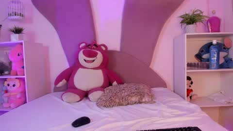 Snapshot of ivanna_wesley chatting on 05-30-26, 03:03 Ivanna online show from 05-30-26, 03:03
