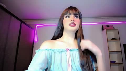 Snapshot of ivannahot23 chatting on 01-19-25, 04:54 ivannahot23 online show from 01-19-25, 04:54