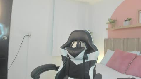 I V E T T E online show from 05-23-26, 07:29