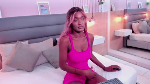 Ivonne Duval  online show from 04-04-26, 01:30