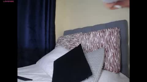 Snapshot of ivonnehills_19 chatting on 04-19-26, 01:38 Ivonne online show from 04-19-26, 01:38