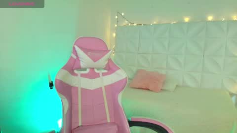 Ivonny online show from 04-09-26, 09:42