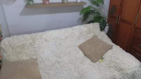 ivy_love20 online show from 03-18-26, 10:24