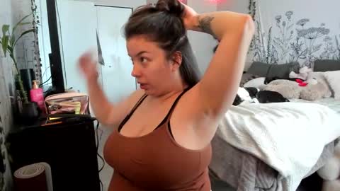 Ivy Heaven  Goddess  online show from 01-16-26, 08:35