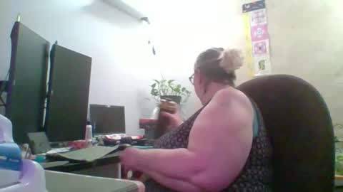 Snapshot of ivyjane3522 chatting on 04-14-26, 10:38 ivyjane3522 online show from 04-14-26, 10:38