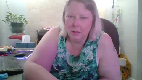 Snapshot of ivyjane3522 chatting on 05-05-26, 07:11 ivyjane3522 online show from 05-05-26, 07:11