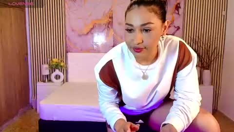 ivyshine7 online show from 07-13-26, 06:44