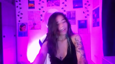 Ivy  online show from 03-27-26, 11:15