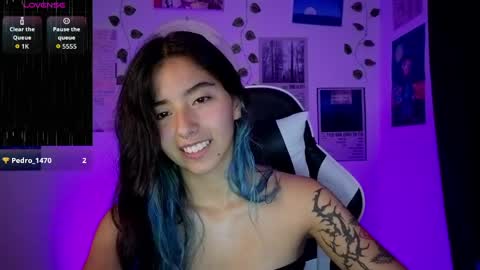 Ivy  online show from 05-27-26, 01:57