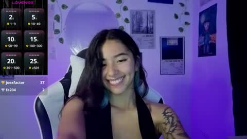 Ivy  online show from 06-11-26, 12:32