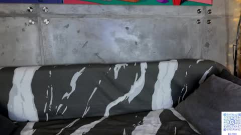 Snapshot of izi_fox chatting on 04-08-26, 04:18 izi online show from 04-08-26, 04:18