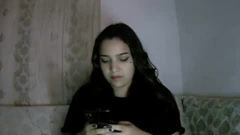 izzy_32 online show from 02-09-26, 06:28