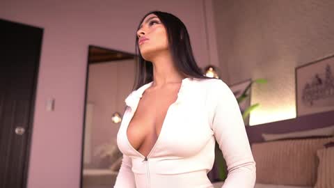 izzywild1 online show from 05-15-26, 11:06