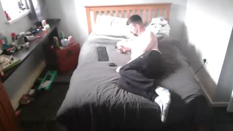 Snapshot of j281133 chatting on 09-17-25, 11:23 Big 8 online show from 09-17-25, 11:23