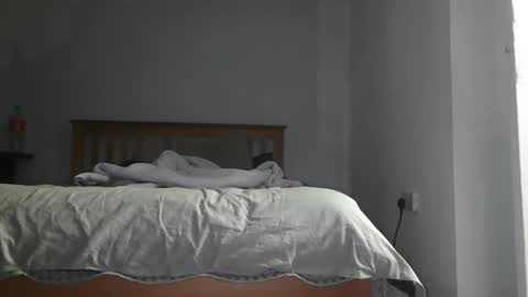 Snapshot of j281133 chatting on 09-29-25, 07:08 Big 8 online show from 09-29-25, 07:08