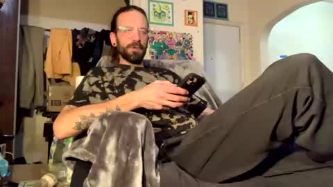 Snapshot of j_boogie_mane chatting on 01-11-26, 02:05 j boogie online show from 01-11-26, 02:05