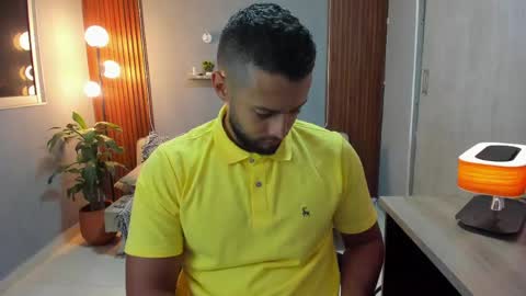 Snapshot of j_calix chatting on 04-19-26, 11:40 Calix Independient model Insta and twt Calixsnake online show from 04-19-26, 11:40