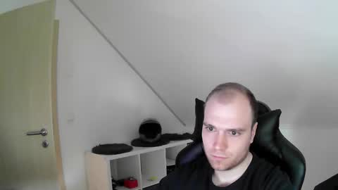 here4y online show from 02-22-26, 10:25