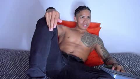 i am juan musiry independent model  online show from 01-19-26, 05:22