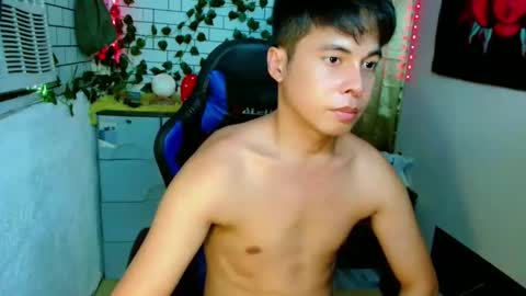 Snapshot of jack_collins69 chatting on 11-12-25, 04:13 JACK online show from 11-12-25, 04:13