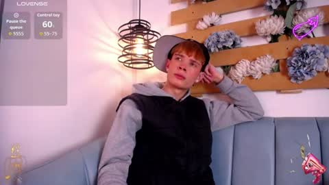 Snapshot of jack_frosst_ chatting on 06-12-26, 12:37 JACK online show from 06-12-26, 12:37