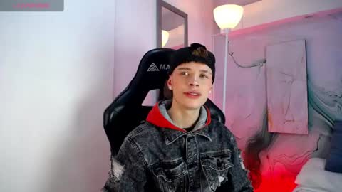Snapshot of jack_frosst_ chatting on 06-18-26, 12:42 JACK online show from 06-18-26, 12:42